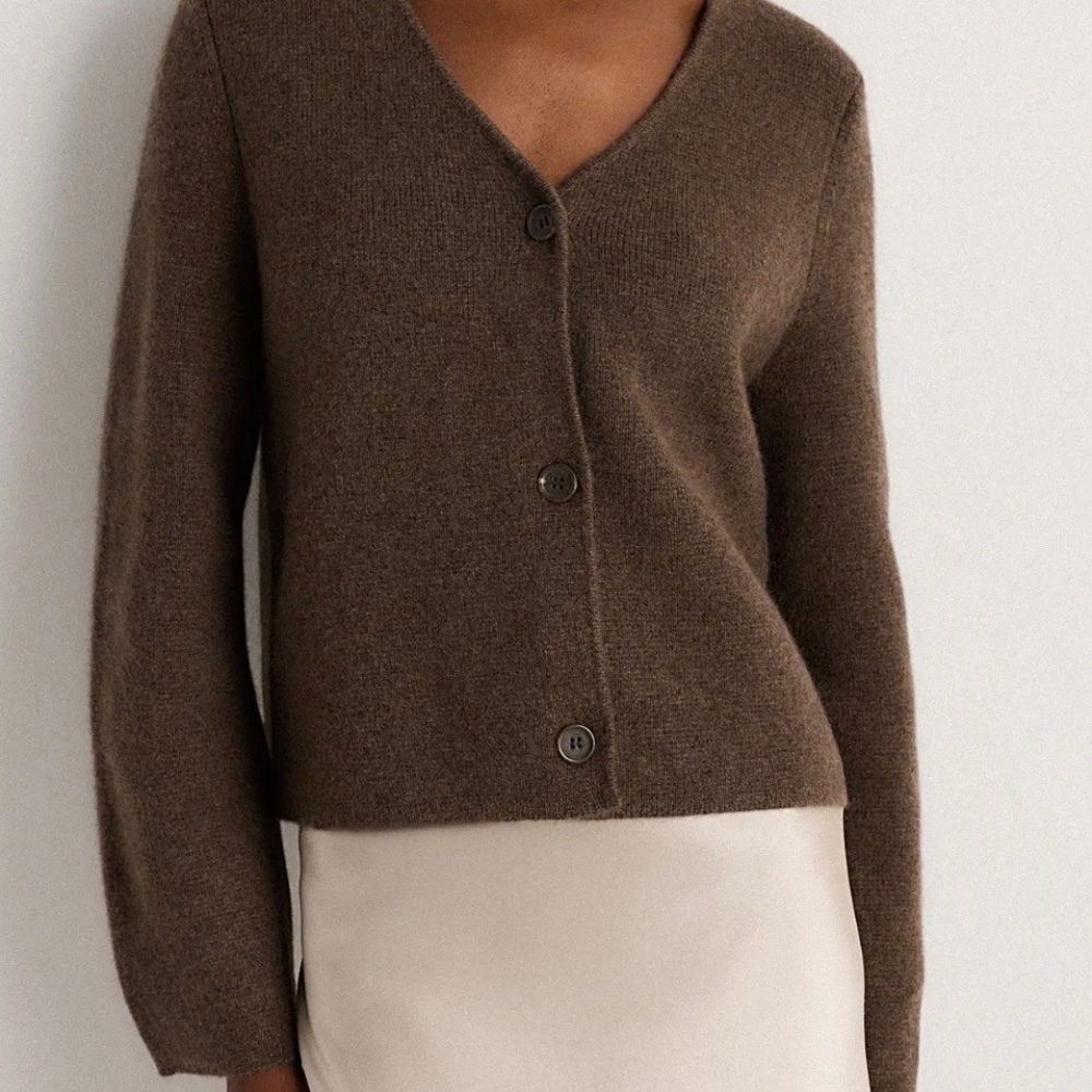 Quince Mongolian Cashmere Structured V-Neck Cardigan